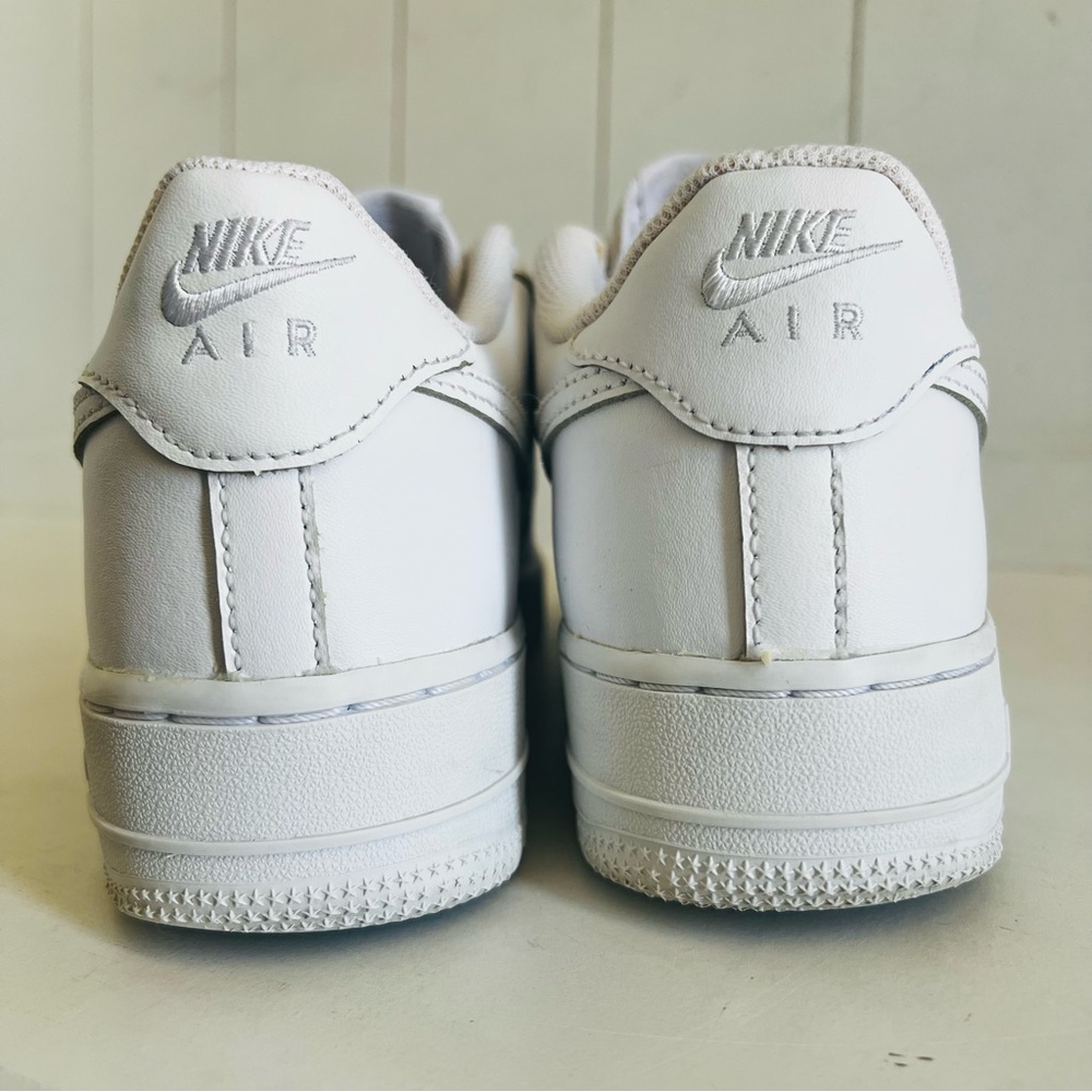 Nike Air Force 1 Low LE Triple White Size 7Y Youth (GS) DH2920-111 Sneakers - Picture 5 of 12